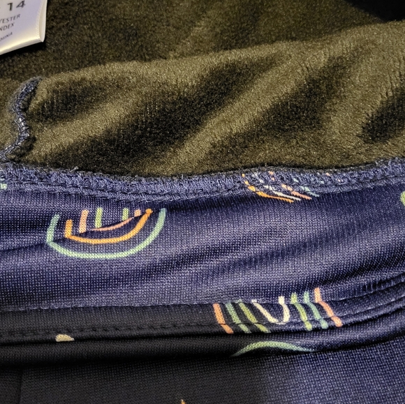 Colorful Rainbow Print Leggings size large - Picture 4 of 7